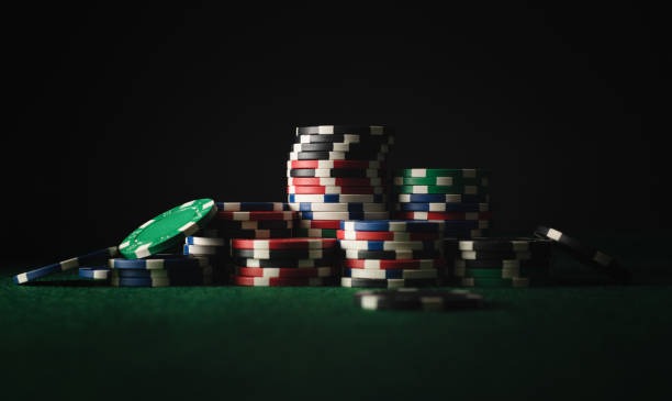 penidabet 4d mobile app interface showing slot games and account dashboard